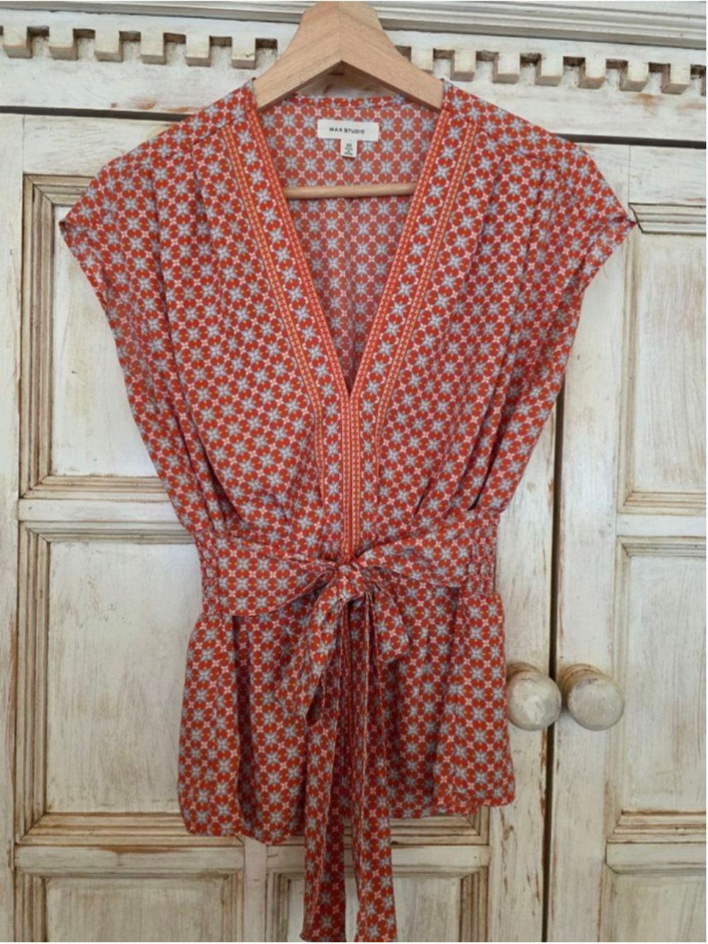 Women's MAX STUDIO Blouse XS Orange Blue Geometric Print